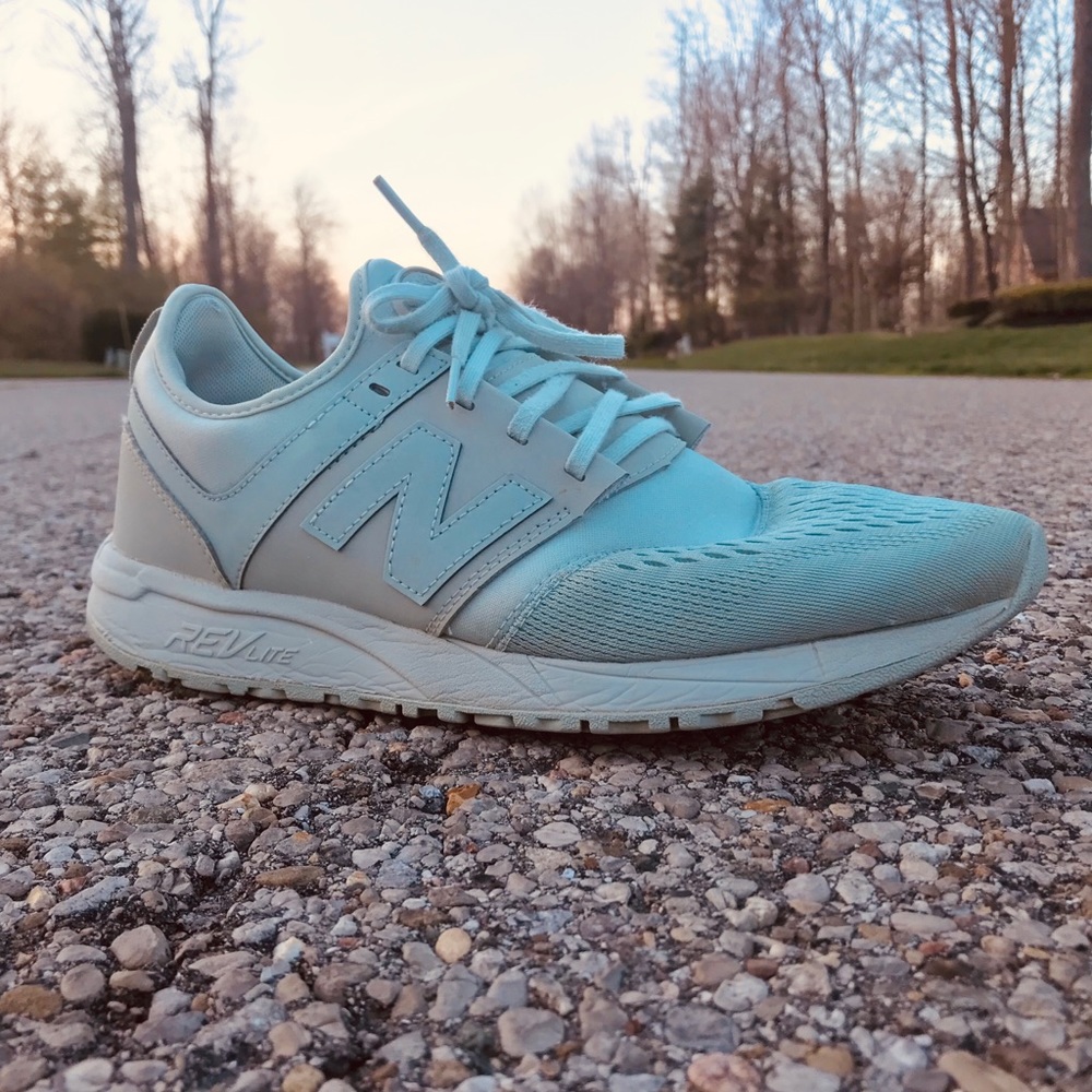 New Balance 247 Revlite